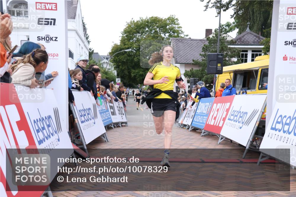30.08.2026 - Blankeneser Heldenlauf Lena Gebhardt http://msf.ph/oto/10078329 30.08.2026 11:35:02 Ziel 2806, 2849 meine-sportfotos.de