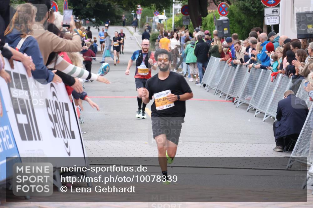 30.08.2026 - Blankeneser Heldenlauf Lena Gebhardt http://msf.ph/oto/10078339 30.08.2026 11:35:22 Ziel 2253 meine-sportfotos.de