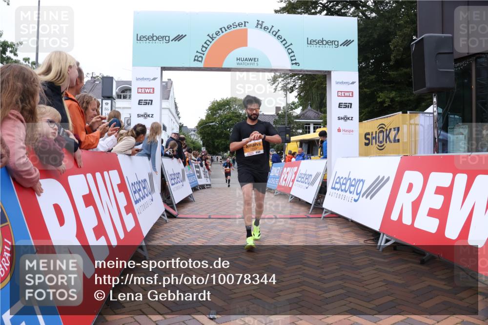 30.08.2026 - Blankeneser Heldenlauf Lena Gebhardt http://msf.ph/oto/10078344 30.08.2026 11:35:26 Ziel 2253, 2938 meine-sportfotos.de