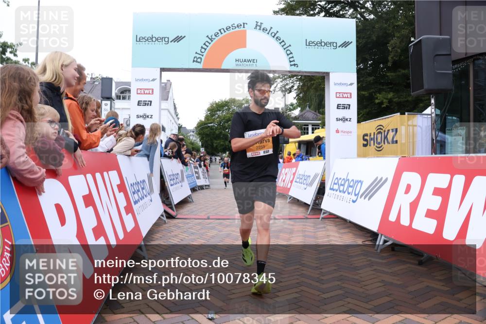 30.08.2026 - Blankeneser Heldenlauf Lena Gebhardt http://msf.ph/oto/10078345 30.08.2026 11:35:27 Ziel 2253, 2938 meine-sportfotos.de