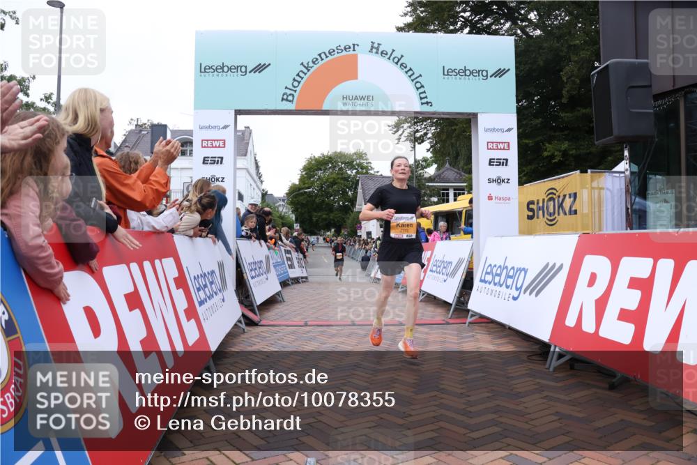 30.08.2026 - Blankeneser Heldenlauf Lena Gebhardt http://msf.ph/oto/10078355 30.08.2026 11:35:45 Ziel 2587, 2772 meine-sportfotos.de