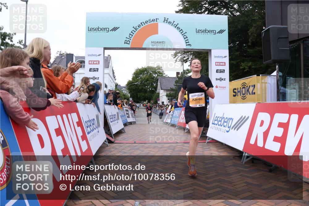 30.08.2026 - Blankeneser Heldenlauf Lena Gebhardt http://msf.ph/oto/10078356 30.08.2026 11:35:45 Ziel 2587, 2772 meine-sportfotos.de