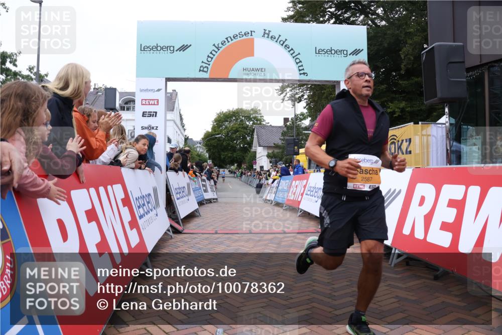 30.08.2026 - Blankeneser Heldenlauf Lena Gebhardt http://msf.ph/oto/10078362 30.08.2026 11:35:50 Ziel 2587, 2772 meine-sportfotos.de