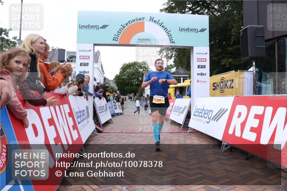 30.08.2026 - Blankeneser Heldenlauf Lena Gebhardt http://msf.ph/oto/10078378 30.08.2026 11:36:18 Ziel 2053, 2774 meine-sportfotos.de