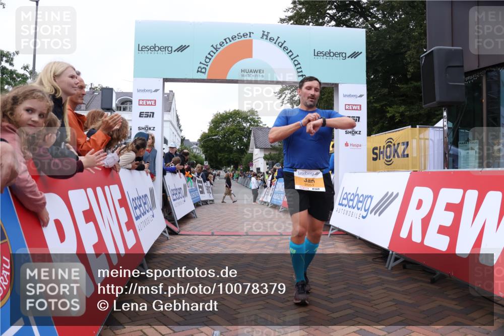 30.08.2026 - Blankeneser Heldenlauf Lena Gebhardt http://msf.ph/oto/10078379 30.08.2026 11:36:18 Ziel 2053, 2774 meine-sportfotos.de