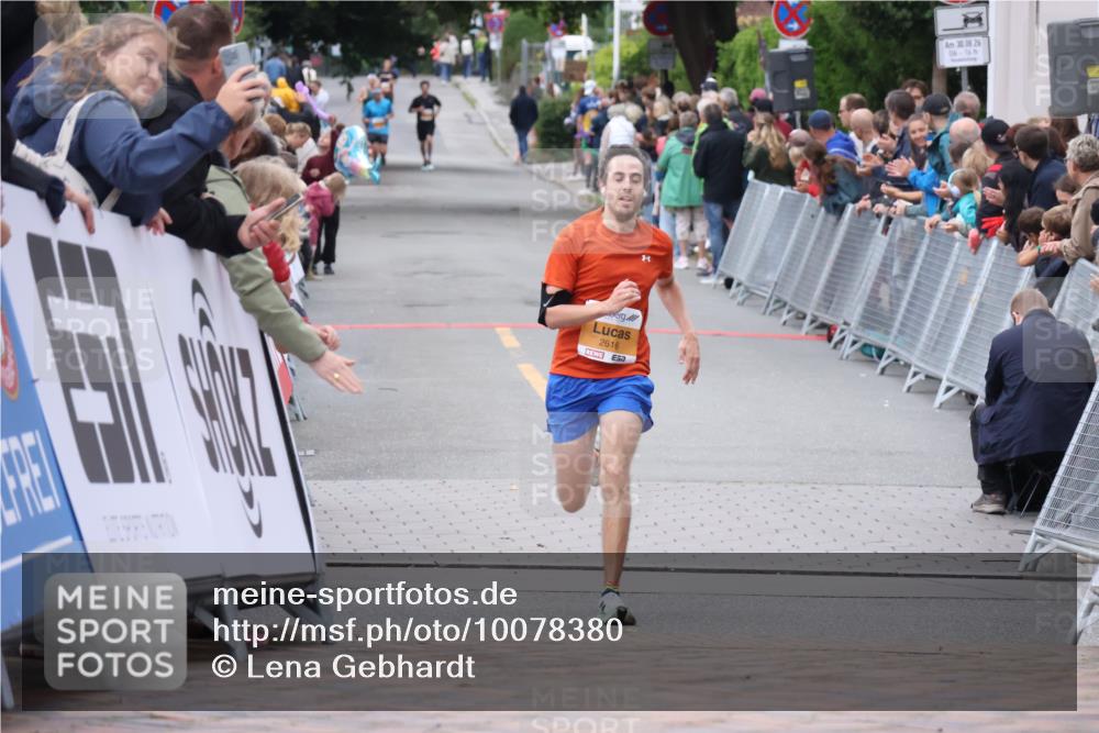 30.08.2026 - Blankeneser Heldenlauf Lena Gebhardt http://msf.ph/oto/10078380 30.08.2026 11:36:38 Ziel 2616 meine-sportfotos.de