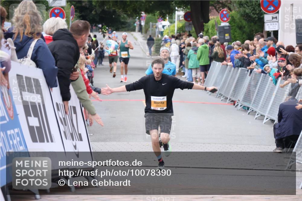 30.08.2026 - Blankeneser Heldenlauf Lena Gebhardt http://msf.ph/oto/10078390 30.08.2026 11:37:06 Ziel 2654 meine-sportfotos.de