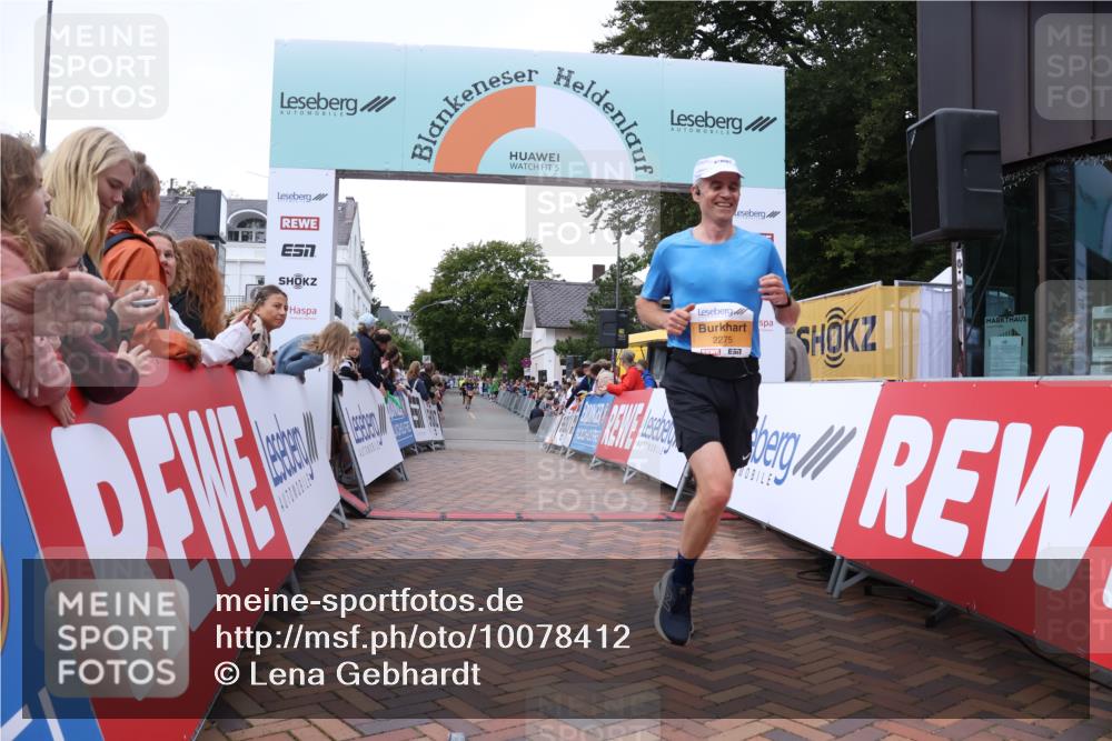 30.08.2026 - Blankeneser Heldenlauf Lena Gebhardt http://msf.ph/oto/10078412 30.08.2026 11:37:43 Ziel 2275 meine-sportfotos.de