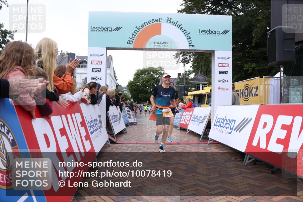 30.08.2026 - Blankeneser Heldenlauf Lena Gebhardt http://msf.ph/oto/10078419 30.08.2026 11:37:54 Ziel 2346, 2442 meine-sportfotos.de