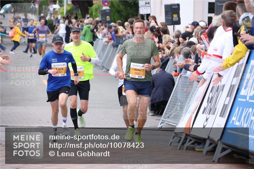 30.08.2026 - Blankeneser Heldenlauf Lena Gebhardt http://msf.ph/oto/10078423 30.08.2026 11:37:58 Ziel 2024, 2346, 2355, 2442, 2920 meine-sportfotos.de