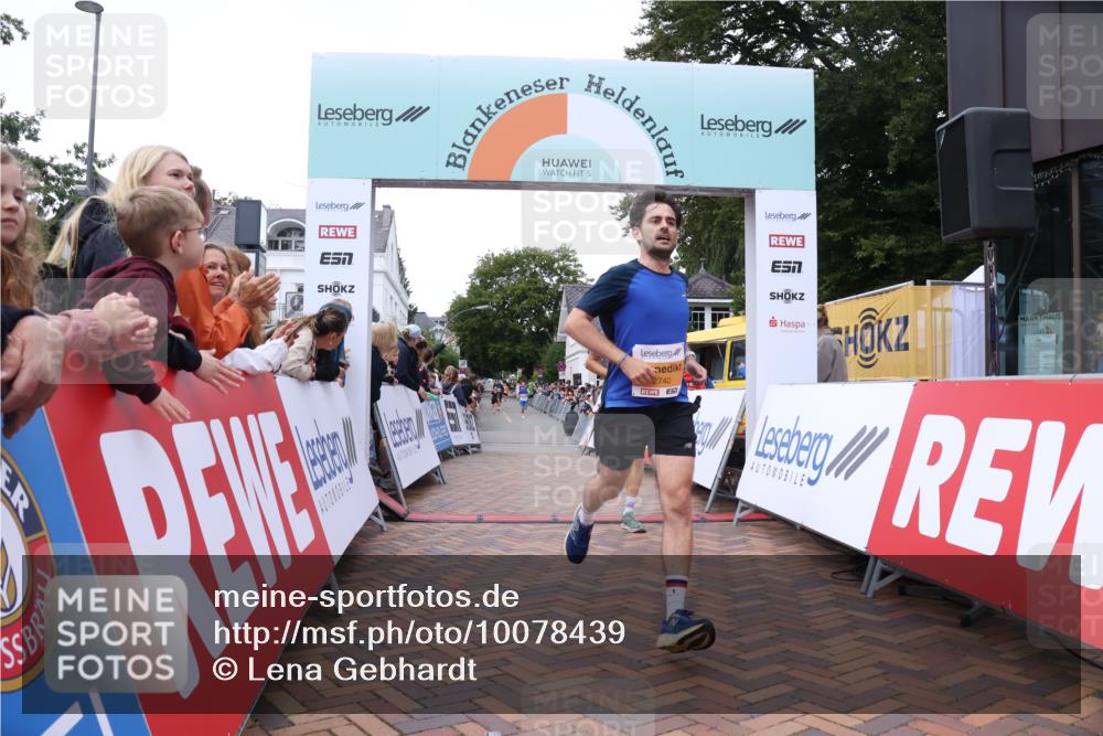 30.08.2026 - Blankeneser Heldenlauf Lena Gebhardt http://msf.ph/oto/10078439 30.08.2026 11:38:12 Ziel 2740, 2817 meine-sportfotos.de
