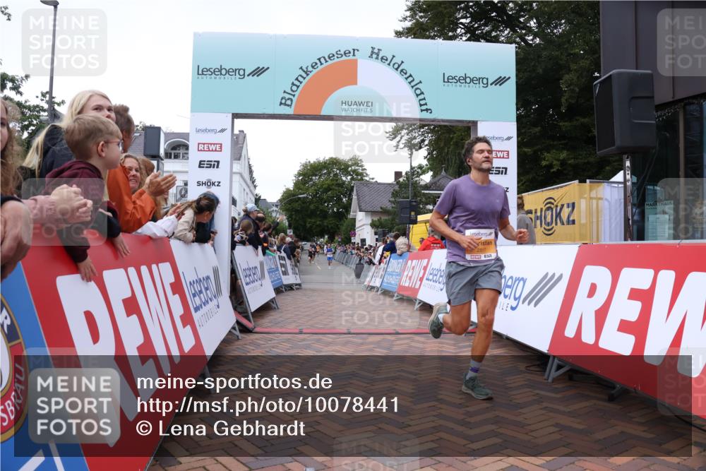 30.08.2026 - Blankeneser Heldenlauf Lena Gebhardt http://msf.ph/oto/10078441 30.08.2026 11:38:13 Ziel 2740, 2817 meine-sportfotos.de