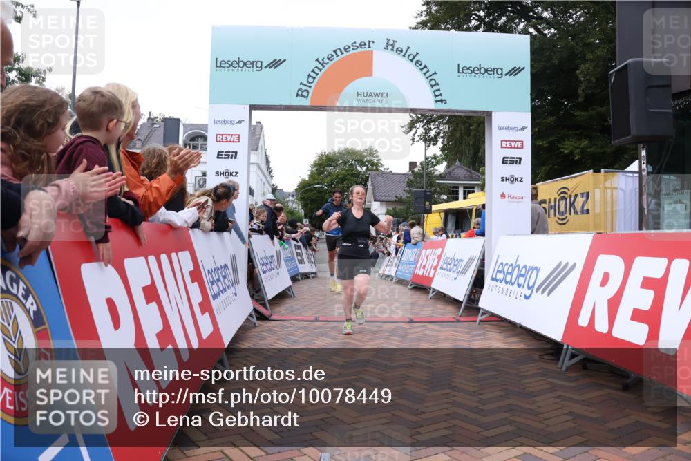 30.08.2026 - Blankeneser Heldenlauf Lena Gebhardt http://msf.ph/oto/10078449 30.08.2026 11:38:23 Ziel 2190, 2458, 2814 meine-sportfotos.de