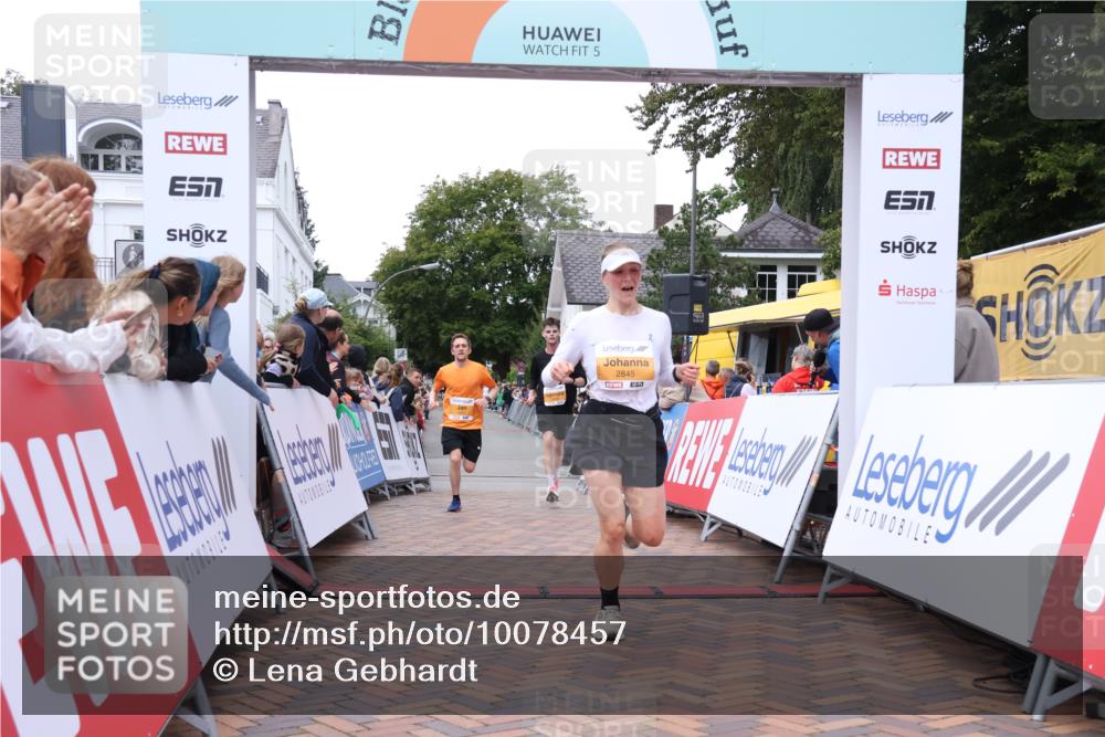 30.08.2026 - Blankeneser Heldenlauf Lena Gebhardt http://msf.ph/oto/10078457 30.08.2026 11:38:28 Ziel 2021, 2190, 2458, 2668, 2814, 2845 meine-sportfotos.de