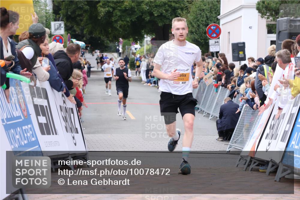 30.08.2026 - Blankeneser Heldenlauf Lena Gebhardt http://msf.ph/oto/10078472 30.08.2026 11:38:51 Ziel 2043, 2773 meine-sportfotos.de