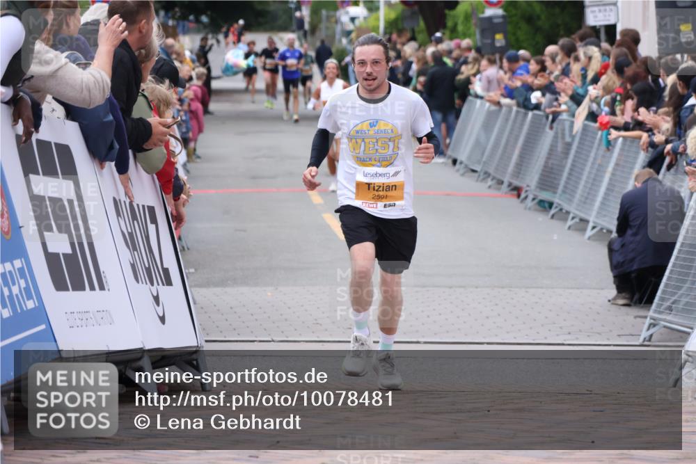 30.08.2026 - Blankeneser Heldenlauf Lena Gebhardt http://msf.ph/oto/10078481 30.08.2026 11:39:02 Ziel 2591, 2655 meine-sportfotos.de