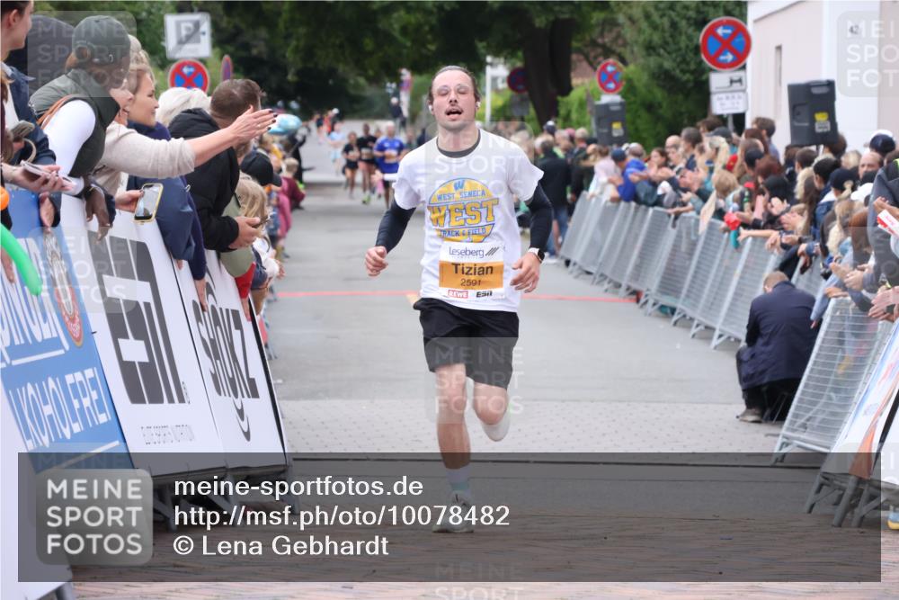 30.08.2026 - Blankeneser Heldenlauf Lena Gebhardt http://msf.ph/oto/10078482 30.08.2026 11:39:02 Ziel 2591, 2655 meine-sportfotos.de