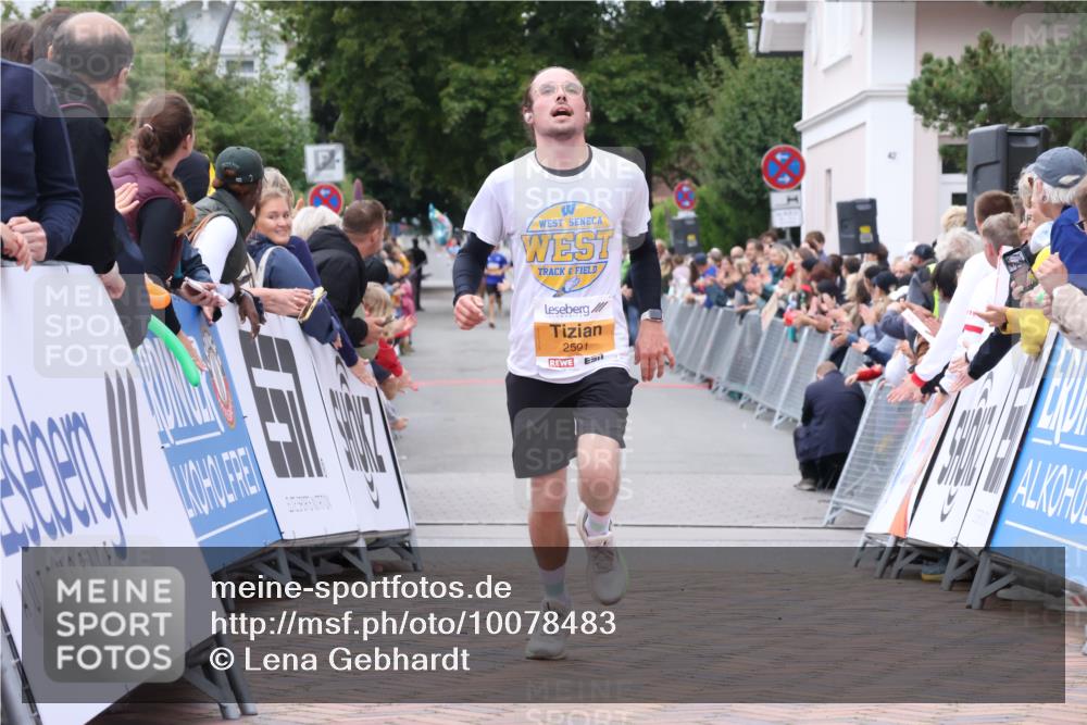 30.08.2026 - Blankeneser Heldenlauf Lena Gebhardt http://msf.ph/oto/10078483 30.08.2026 11:39:04 Ziel 2591, 2655 meine-sportfotos.de