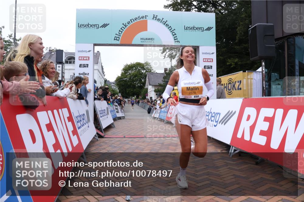 30.08.2026 - Blankeneser Heldenlauf Lena Gebhardt http://msf.ph/oto/10078497 30.08.2026 11:39:14 Ziel 2578 meine-sportfotos.de