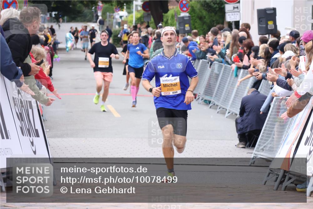 30.08.2026 - Blankeneser Heldenlauf Lena Gebhardt http://msf.ph/oto/10078499 30.08.2026 11:39:19 Ziel 2578 meine-sportfotos.de