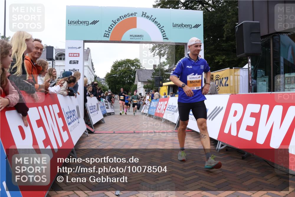 30.08.2026 - Blankeneser Heldenlauf Lena Gebhardt http://msf.ph/oto/10078504 30.08.2026 11:39:26 Ziel 2207, 2525, 2643, 2743 meine-sportfotos.de