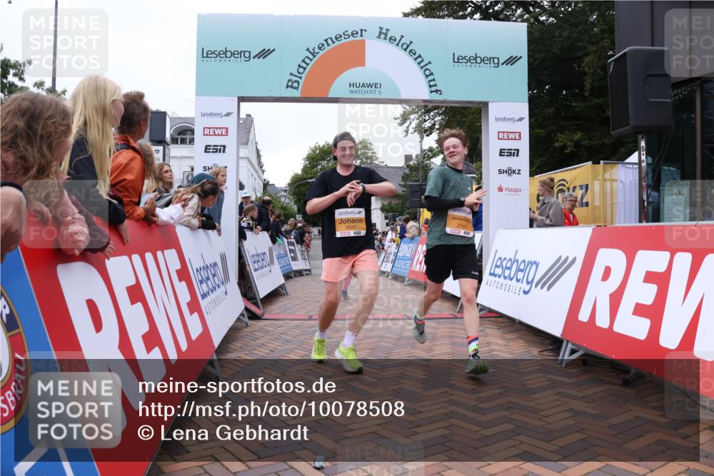 30.08.2026 - Blankeneser Heldenlauf Lena Gebhardt http://msf.ph/oto/10078508 30.08.2026 11:39:28 Ziel 2192, 2207, 2525, 2643, 2743 meine-sportfotos.de