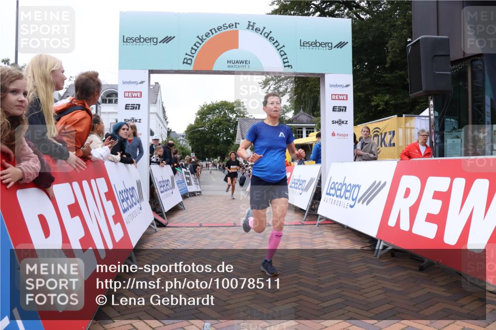 30.08.2026 - Blankeneser Heldenlauf Lena Gebhardt http://msf.ph/oto/10078511 30.08.2026 11:39:30 Ziel 2192, 2207, 2525, 2643, 2743 meine-sportfotos.de
