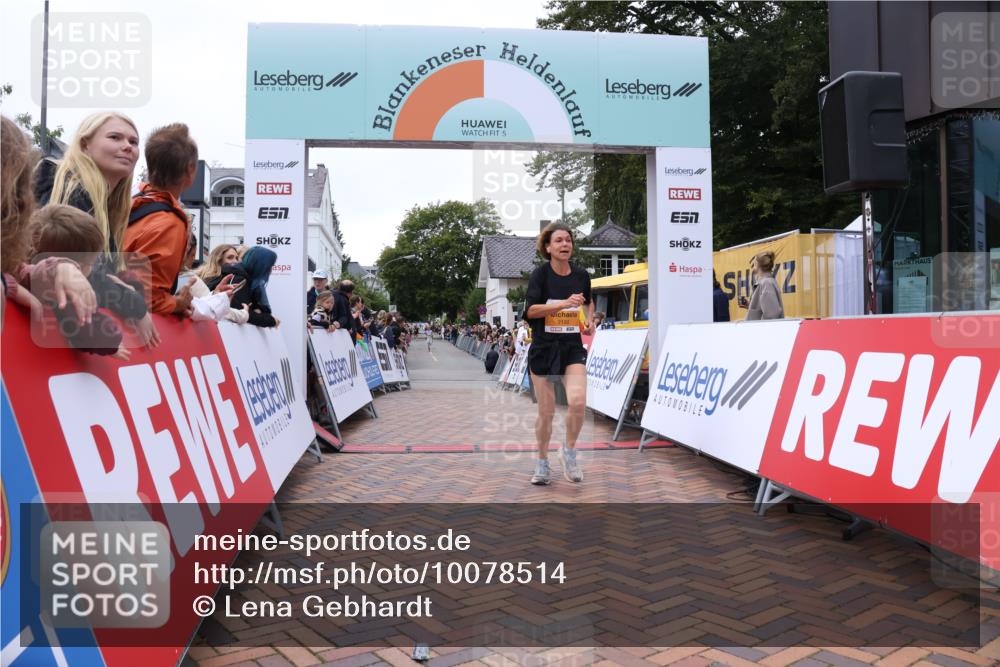 30.08.2026 - Blankeneser Heldenlauf Lena Gebhardt http://msf.ph/oto/10078514 30.08.2026 11:39:32 Ziel 2192, 2207, 2525, 2643, 2743 meine-sportfotos.de