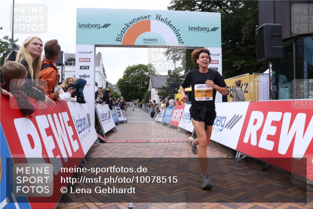 30.08.2026 - Blankeneser Heldenlauf Lena Gebhardt http://msf.ph/oto/10078515 30.08.2026 11:39:33 Ziel 2192, 2207, 2643, 2743 meine-sportfotos.de