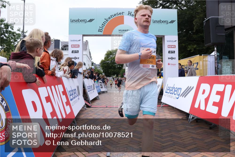 30.08.2026 - Blankeneser Heldenlauf Lena Gebhardt http://msf.ph/oto/10078521 30.08.2026 11:39:47 Ziel 2102, 2342 meine-sportfotos.de