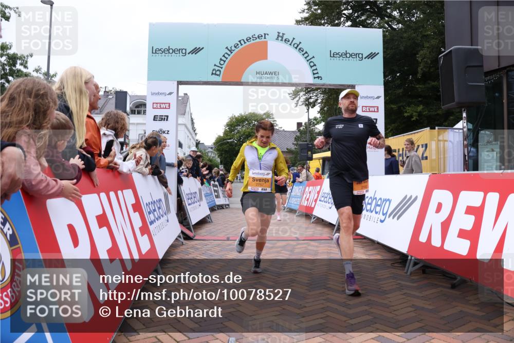 30.08.2026 - Blankeneser Heldenlauf Lena Gebhardt http://msf.ph/oto/10078527 30.08.2026 11:39:52 Ziel 2102, 2342, 2757, 2833, 2948 meine-sportfotos.de