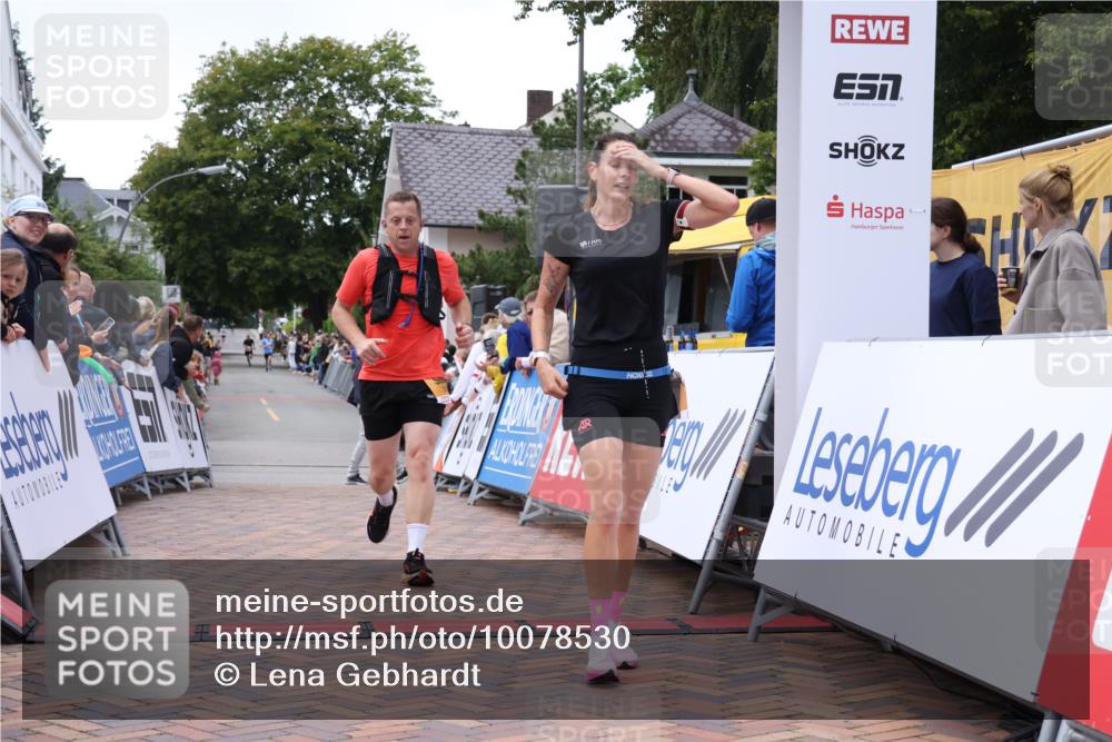 30.08.2026 - Blankeneser Heldenlauf Lena Gebhardt http://msf.ph/oto/10078530 30.08.2026 11:39:54 Ziel 2102, 2757, 2833, 2948 meine-sportfotos.de