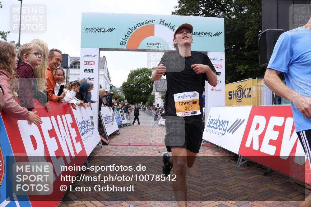 30.08.2026 - Blankeneser Heldenlauf Lena Gebhardt http://msf.ph/oto/10078542 30.08.2026 11:40:11 Ziel 2112, 2386 meine-sportfotos.de