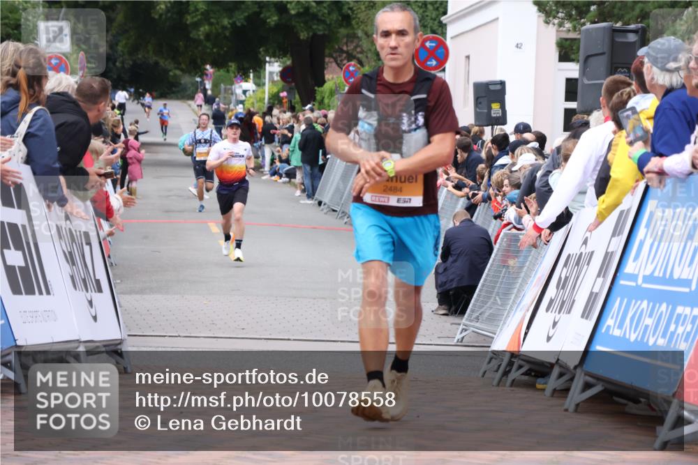 30.08.2026 - Blankeneser Heldenlauf Lena Gebhardt http://msf.ph/oto/10078558 30.08.2026 11:40:56 Ziel 2484, 2776 meine-sportfotos.de