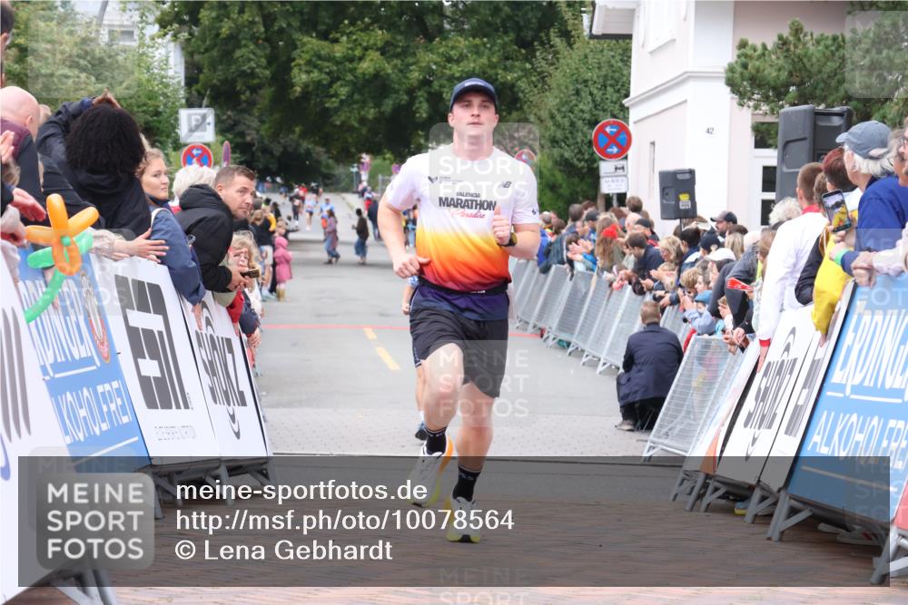 30.08.2026 - Blankeneser Heldenlauf Lena Gebhardt http://msf.ph/oto/10078564 30.08.2026 11:41:03 Ziel 2484, 2823 meine-sportfotos.de