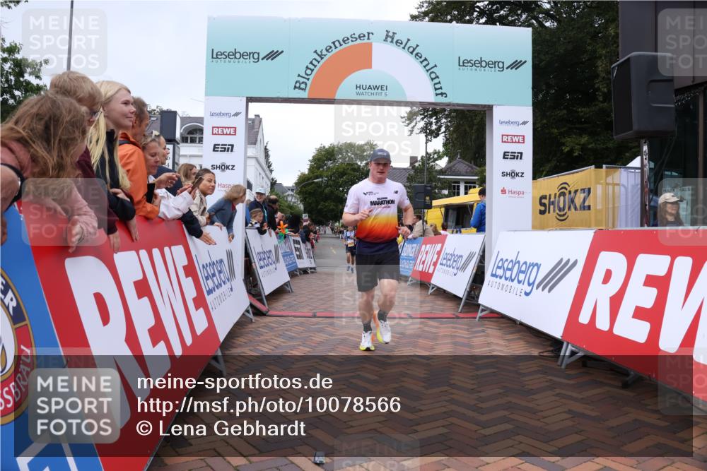 30.08.2026 - Blankeneser Heldenlauf Lena Gebhardt http://msf.ph/oto/10078566 30.08.2026 11:41:05 Ziel 2069, 2484, 2823 meine-sportfotos.de