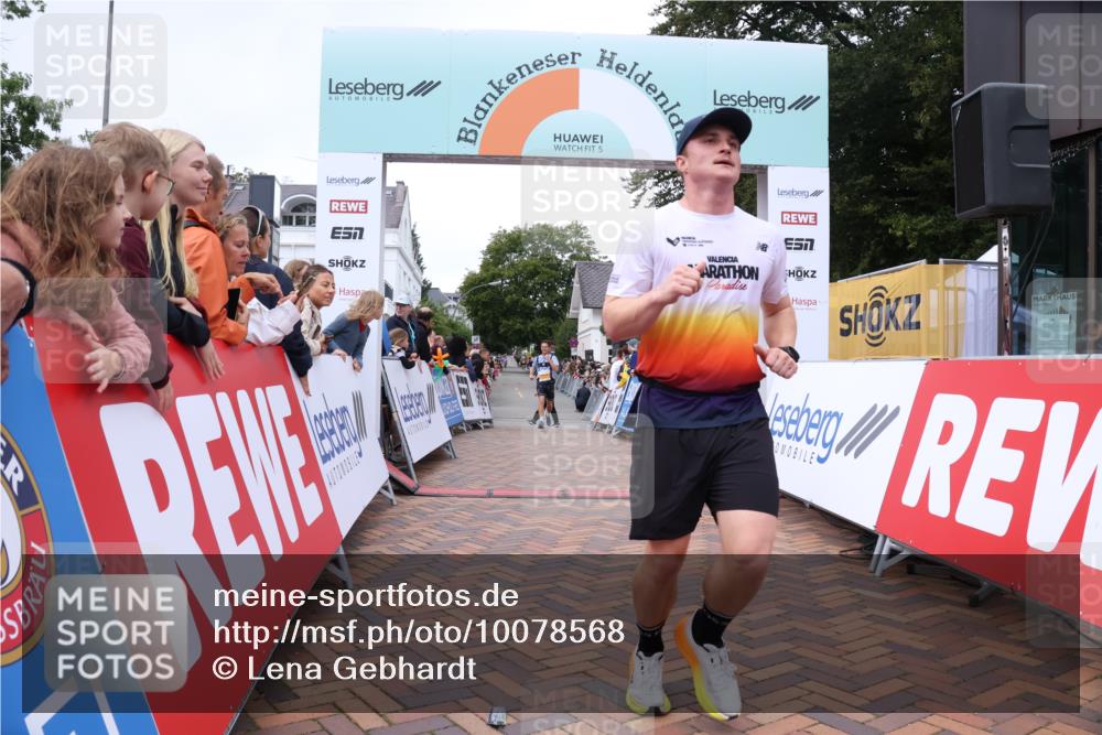 30.08.2026 - Blankeneser Heldenlauf Lena Gebhardt http://msf.ph/oto/10078568 30.08.2026 11:41:06 Ziel 2069, 2484, 2823 meine-sportfotos.de
