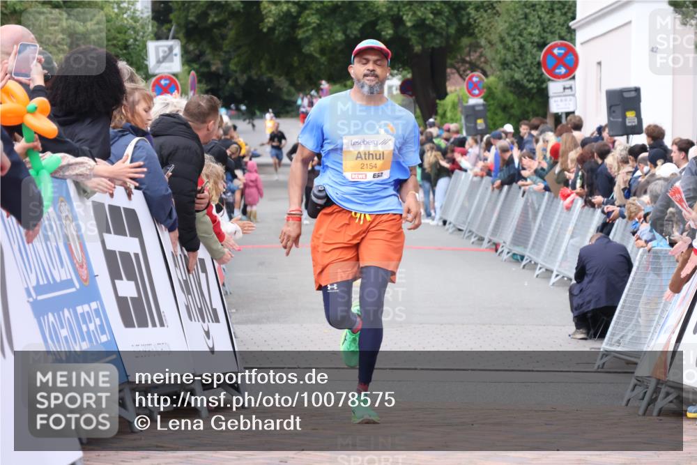 30.08.2026 - Blankeneser Heldenlauf Lena Gebhardt http://msf.ph/oto/10078575 30.08.2026 11:41:29 Ziel 2154 meine-sportfotos.de