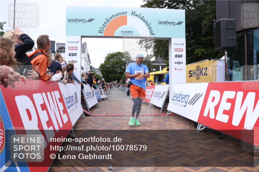 30.08.2026 - Blankeneser Heldenlauf Lena Gebhardt http://msf.ph/oto/10078579 30.08.2026 11:41:32 Ziel 2154 meine-sportfotos.de