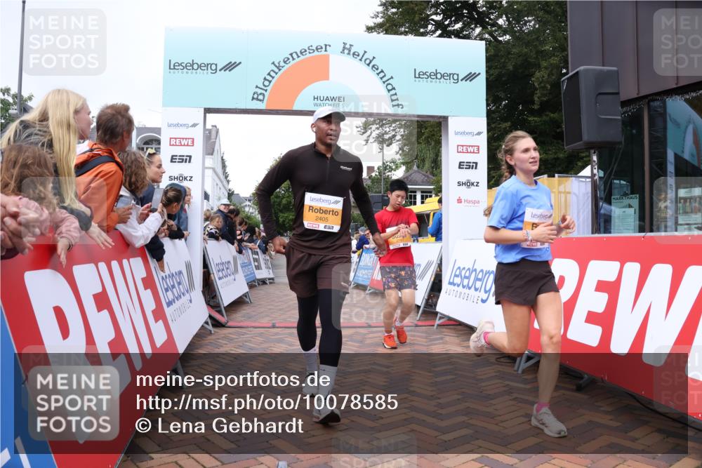 30.08.2026 - Blankeneser Heldenlauf Lena Gebhardt http://msf.ph/oto/10078585 30.08.2026 11:41:46 Ziel 2405, 2762, 2797 meine-sportfotos.de