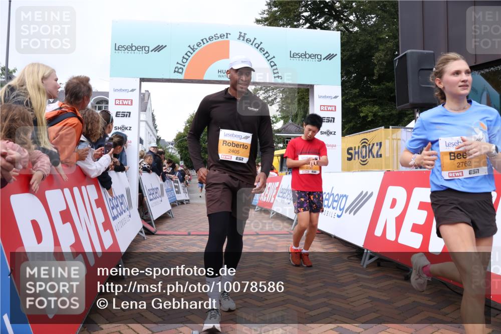30.08.2026 - Blankeneser Heldenlauf Lena Gebhardt http://msf.ph/oto/10078586 30.08.2026 11:41:46 Ziel 2405, 2762, 2797 meine-sportfotos.de