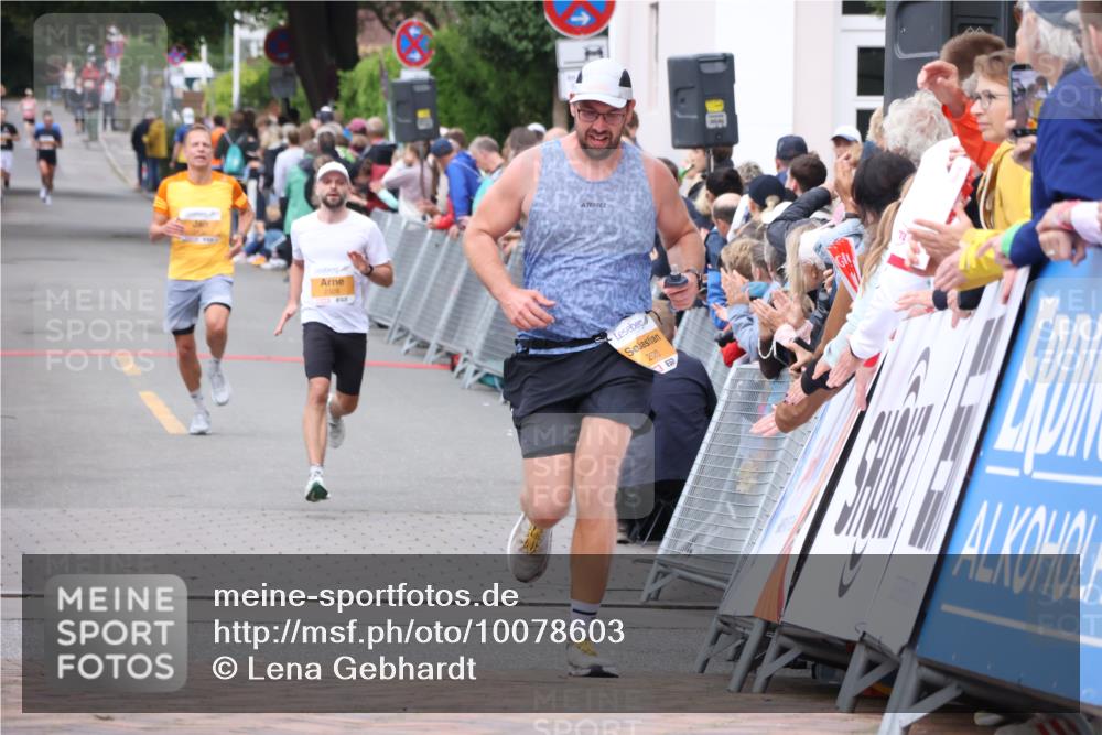 30.08.2026 - Blankeneser Heldenlauf Lena Gebhardt http://msf.ph/oto/10078603 30.08.2026 11:42:06 Ziel 2328, 2520, 2935 meine-sportfotos.de