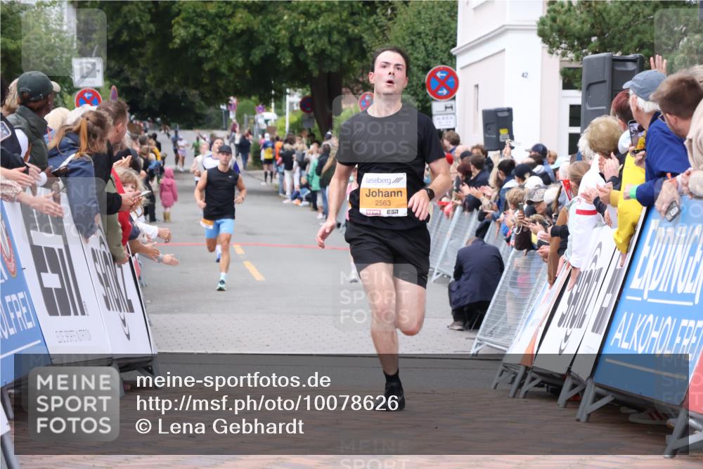 30.08.2026 - Blankeneser Heldenlauf Lena Gebhardt http://msf.ph/oto/10078626 30.08.2026 11:42:43 Ziel 2524, 2563 meine-sportfotos.de