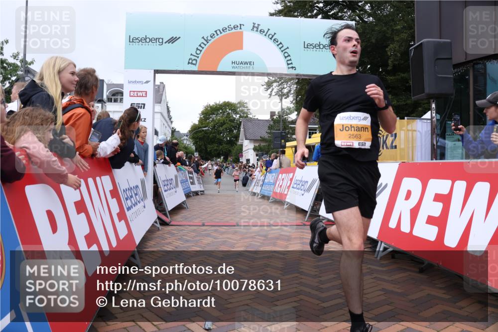 30.08.2026 - Blankeneser Heldenlauf Lena Gebhardt http://msf.ph/oto/10078631 30.08.2026 11:42:46 Ziel 2494, 2563 meine-sportfotos.de