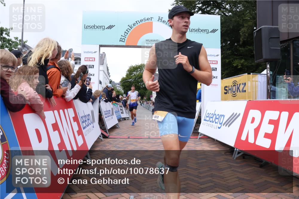30.08.2026 - Blankeneser Heldenlauf Lena Gebhardt http://msf.ph/oto/10078637 30.08.2026 11:42:52 Ziel 2032, 2465, 2494, 2563 meine-sportfotos.de