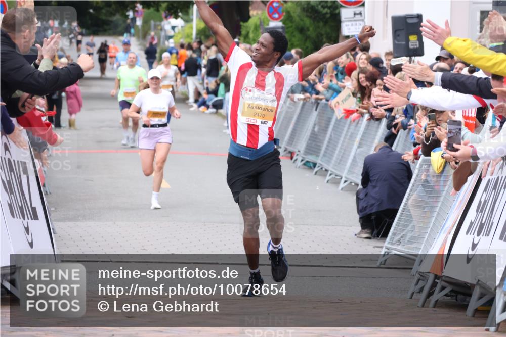 30.08.2026 - Blankeneser Heldenlauf Lena Gebhardt http://msf.ph/oto/10078654 30.08.2026 11:43:09 Ziel 2170, 2897 meine-sportfotos.de