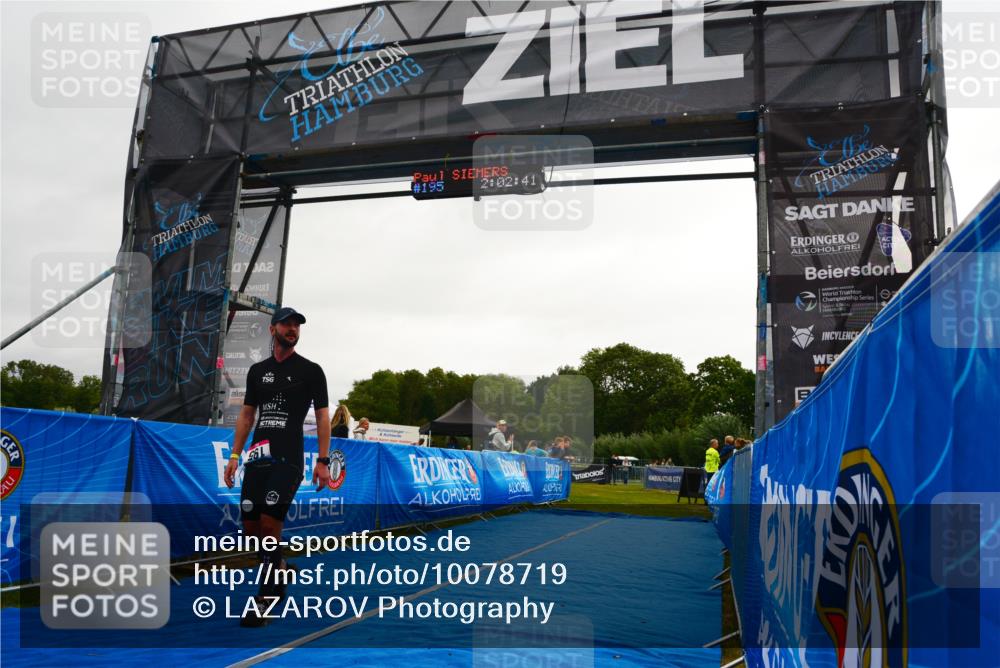 30.08.2026 - Elbe Triathlon Hamburg LAZAROV Photography http://msf.ph/oto/10078719 30.08.2026 10:02:41 Ziel 195 meine-sportfotos.de