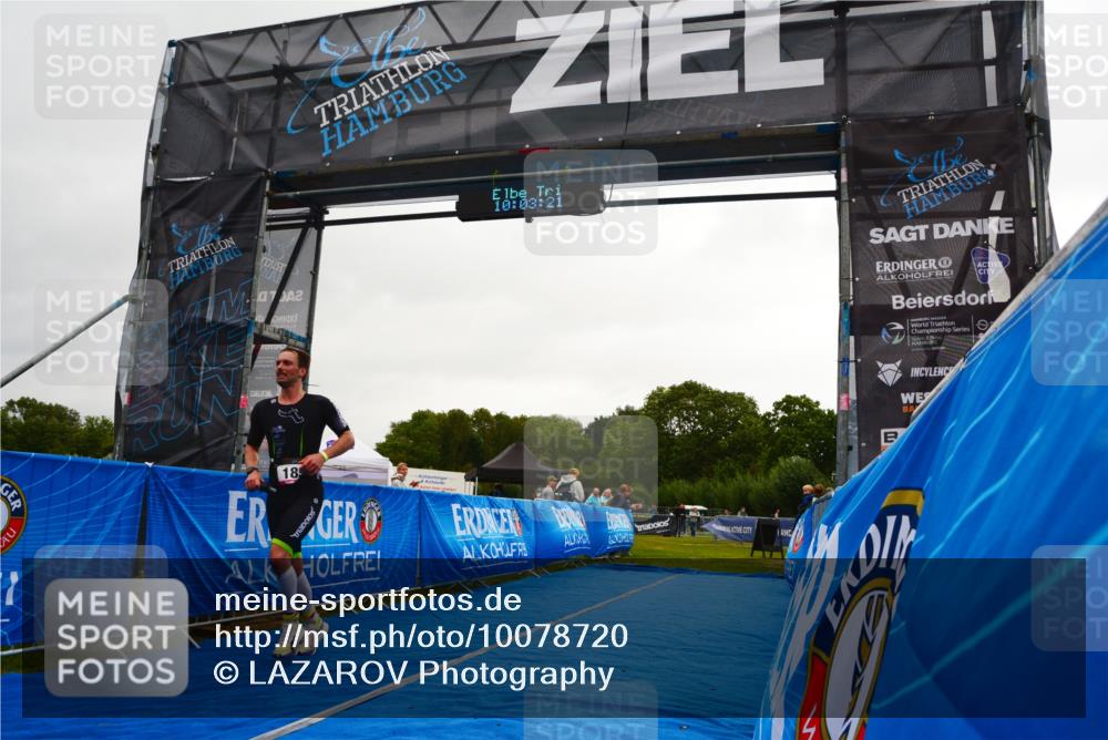 30.08.2026 - Elbe Triathlon Hamburg LAZAROV Photography http://msf.ph/oto/10078720 30.08.2026 10:03:21 Ziel 185 meine-sportfotos.de