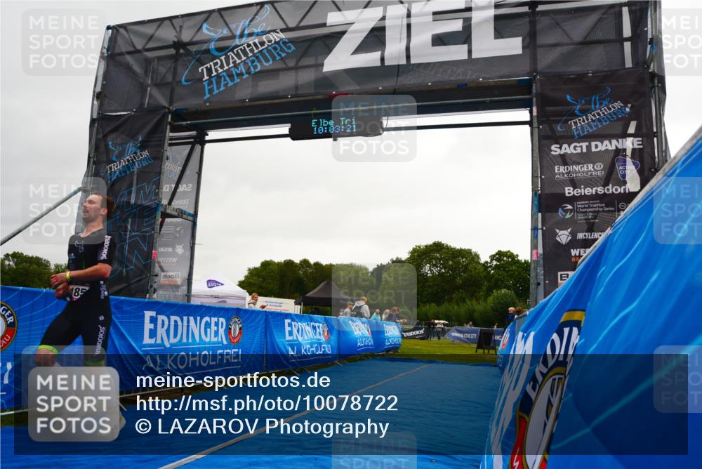 30.08.2026 - Elbe Triathlon Hamburg LAZAROV Photography http://msf.ph/oto/10078722 30.08.2026 10:03:22 Ziel 185 meine-sportfotos.de