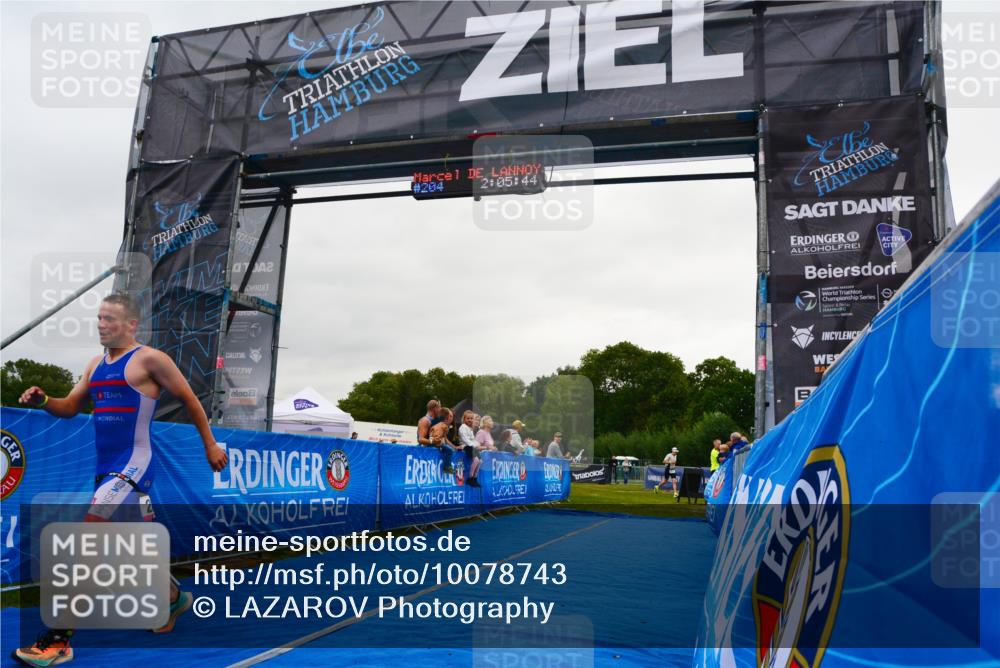30.08.2026 - Elbe Triathlon Hamburg LAZAROV Photography http://msf.ph/oto/10078743 30.08.2026 10:05:44 Ziel 204 meine-sportfotos.de